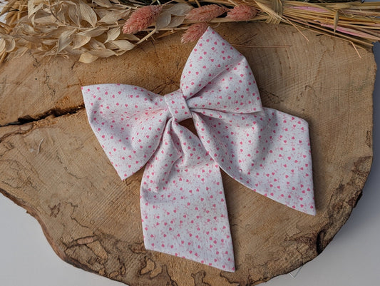 The Sweetheart Bow